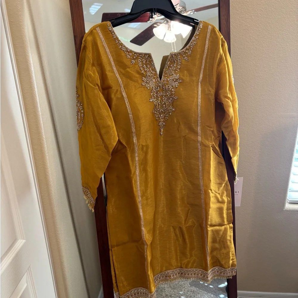 Sharara - Picture 1 of 10